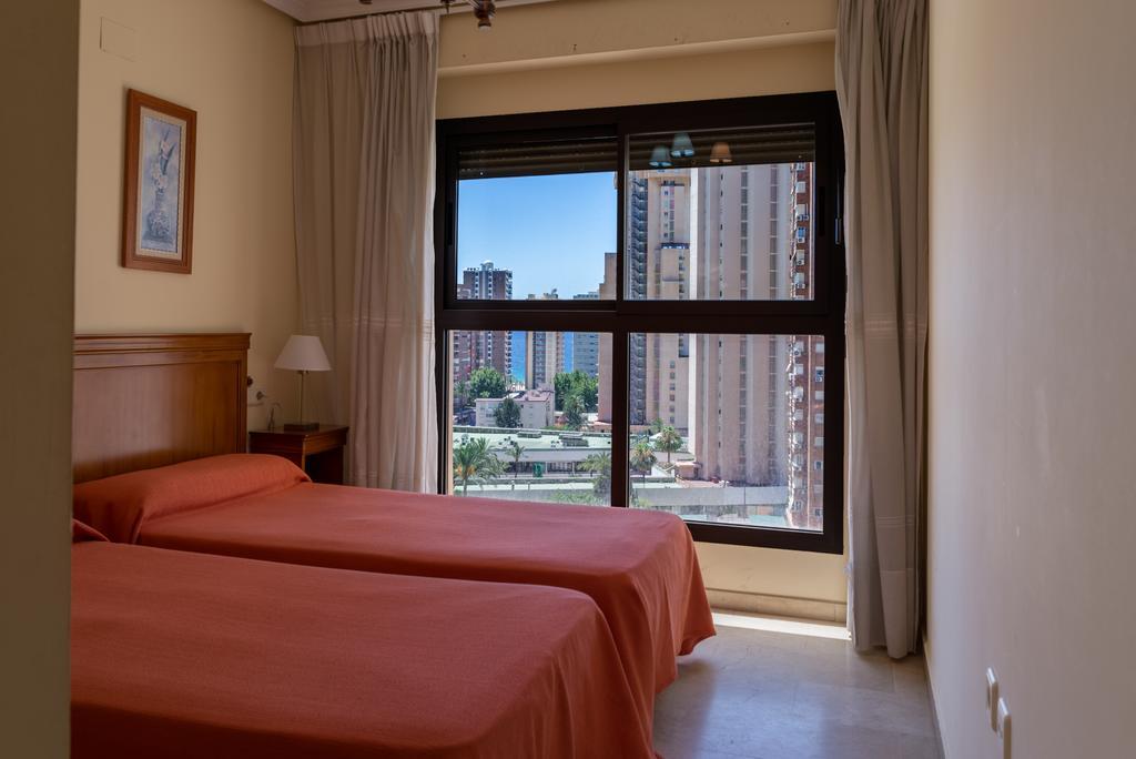 Gemelos 20 Benidorm Room photo